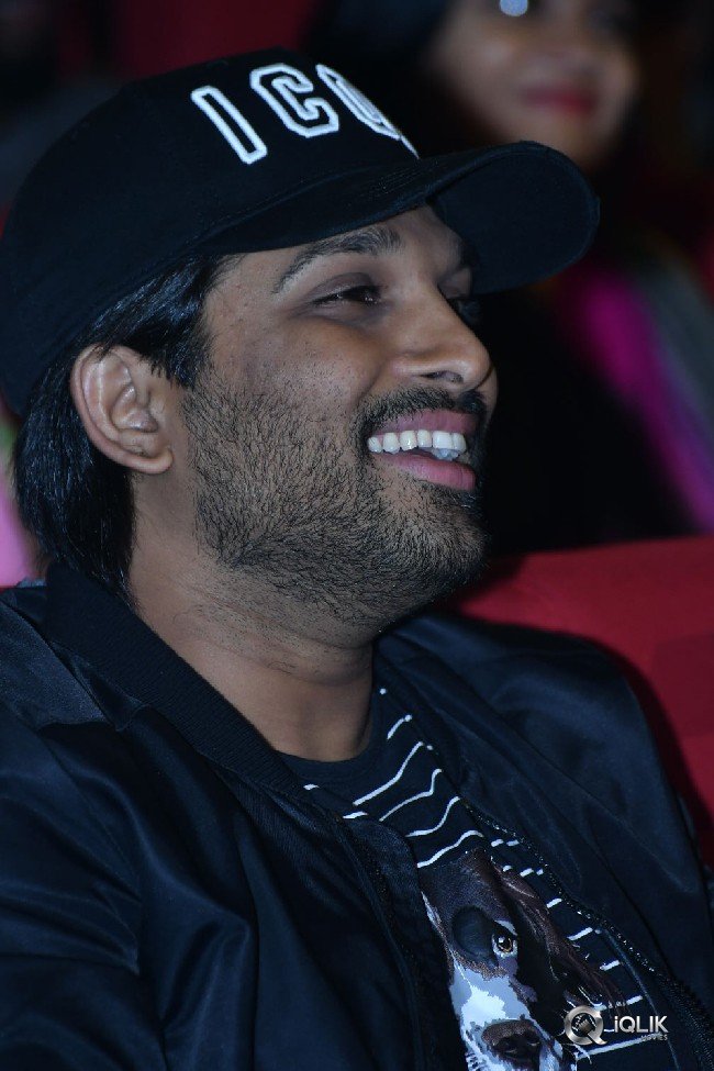 Padi-Padi-Leche-Manasu-Movie-Pre-Release-Event